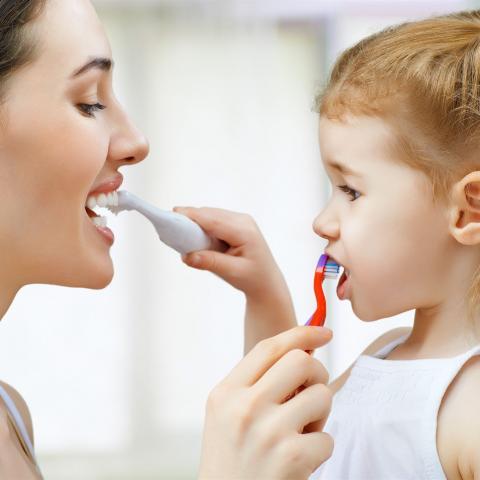 Что делать, если у ребёнка неприятный запах изо рта