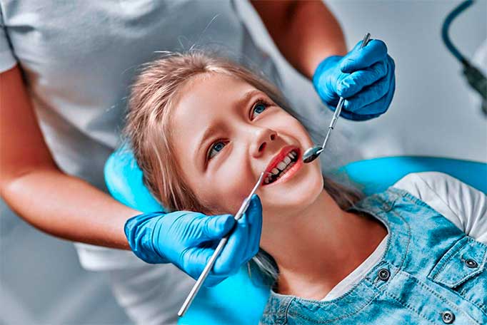 Травмы молочных зубов у детей